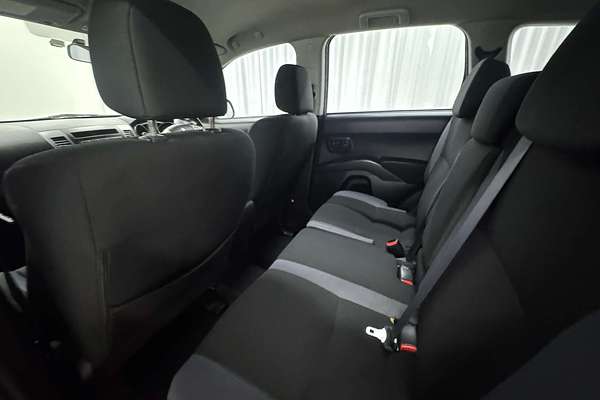 2009 Mitsubishi Outlander LS ZG
