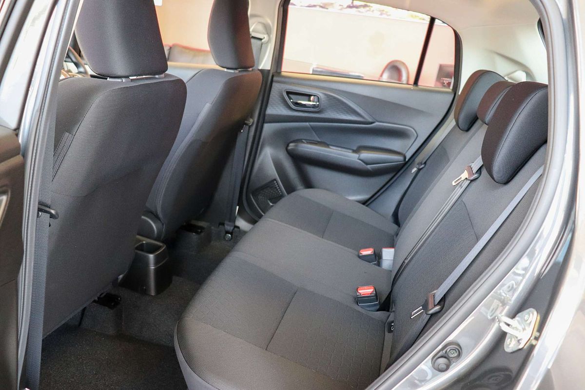 2024 Suzuki Swift Hybrid UZ