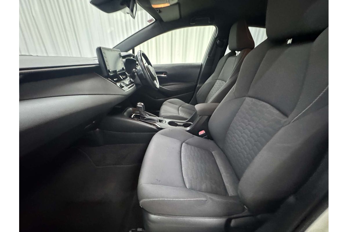 2019 Toyota Corolla SX Hybrid ZWE211R