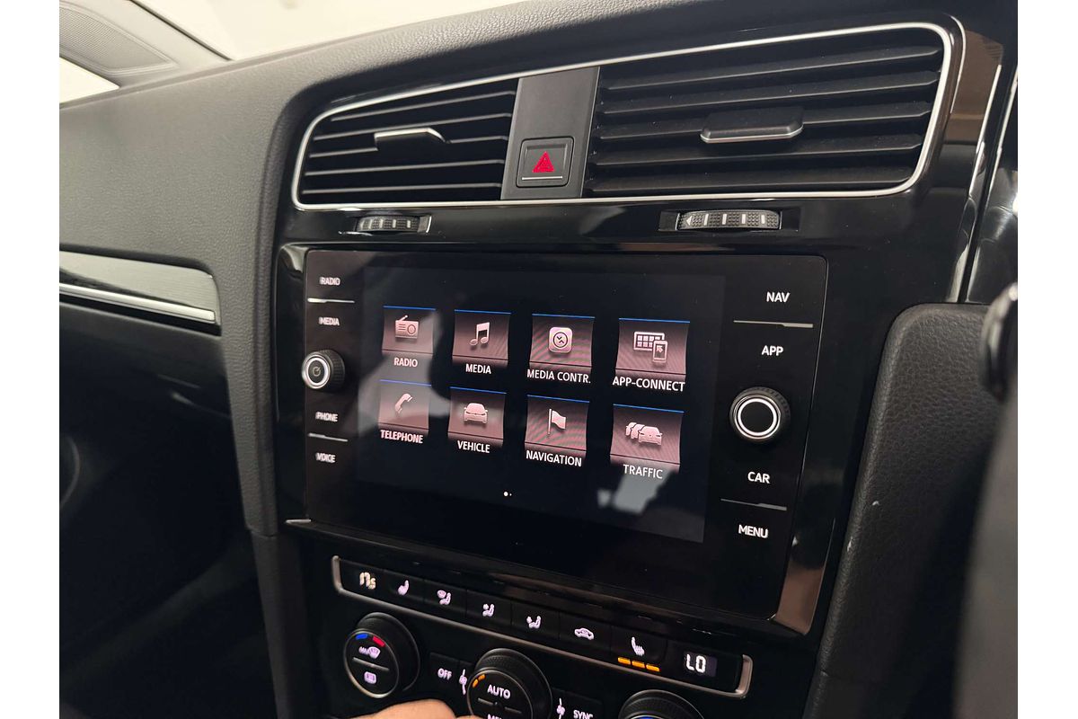 2017 Volkswagen Golf 110TSI Highline 7.5