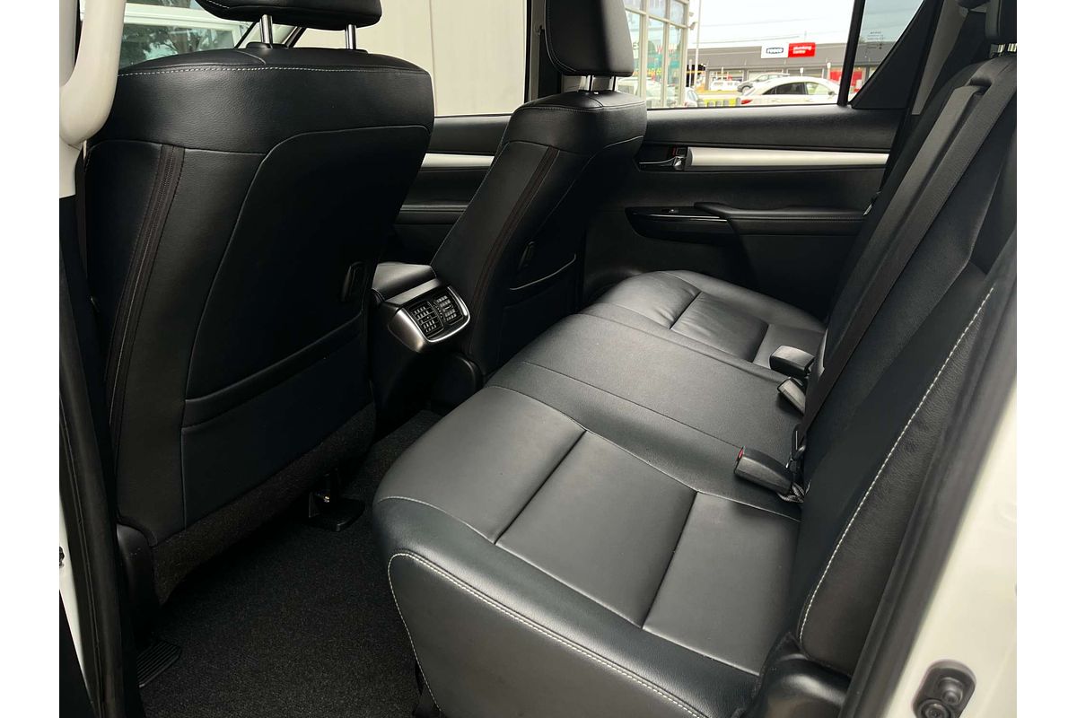 2018 Toyota Hilux SR5 GUN126R 4X4