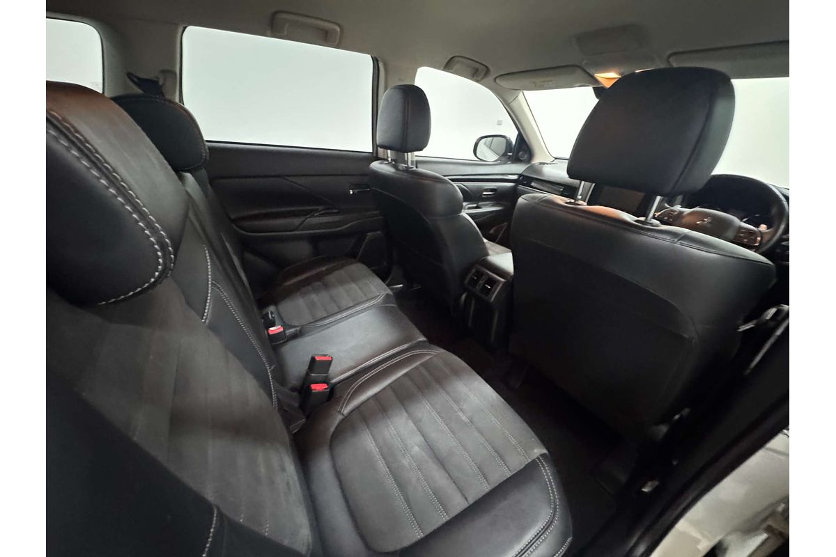 2019 Mitsubishi Outlander LS ZL