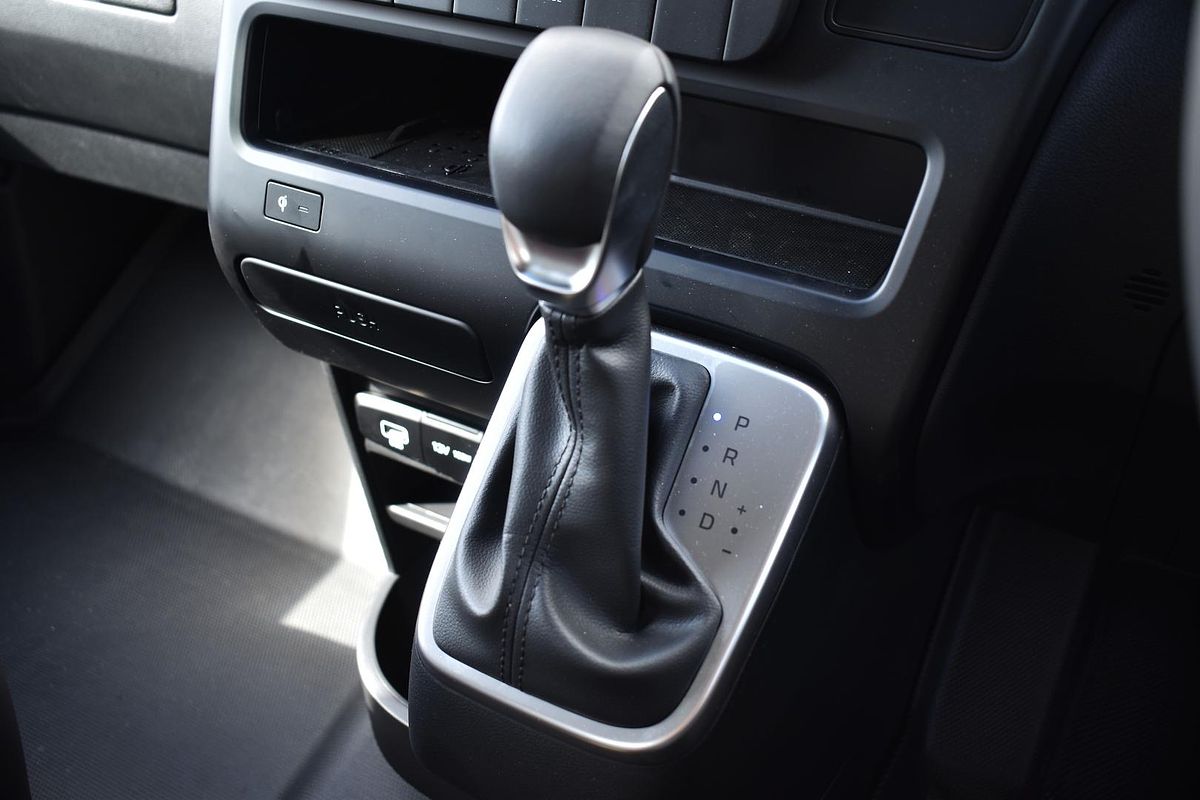 2024 Hyundai STARIA LOAD US4.V3