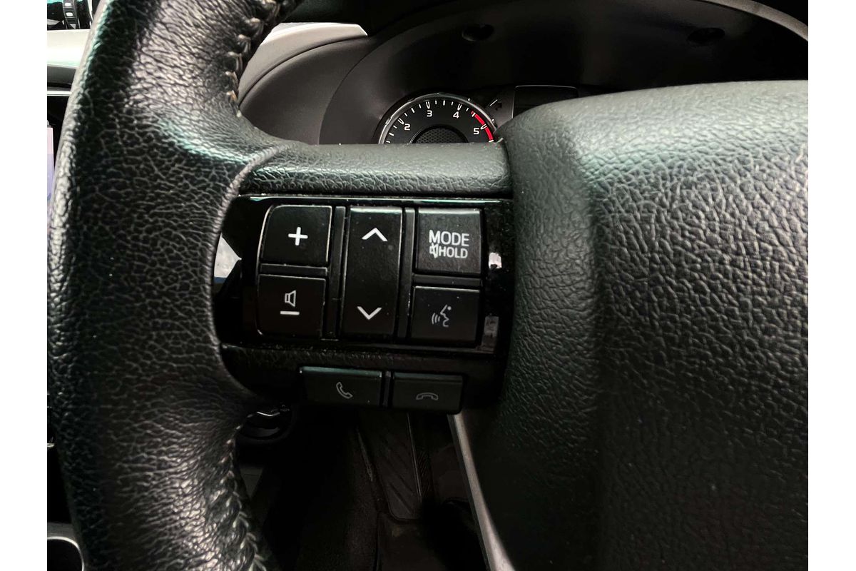 2020 Toyota Hilux SR5 GUN126R
