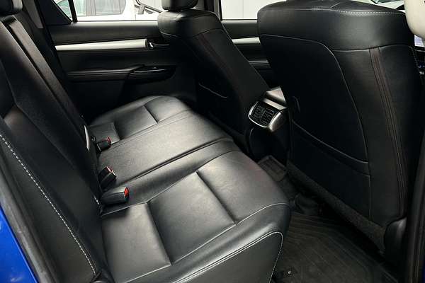 2020 Toyota Hilux SR5 GUN126R