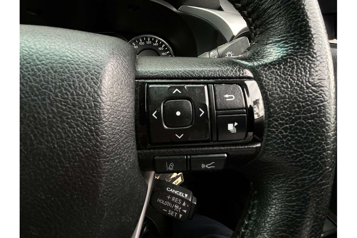 2020 Toyota Hilux SR5 GUN126R