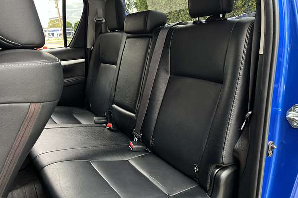 2020 Toyota Hilux SR5 GUN126R
