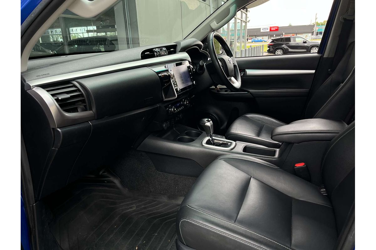 2020 Toyota Hilux SR5 GUN126R