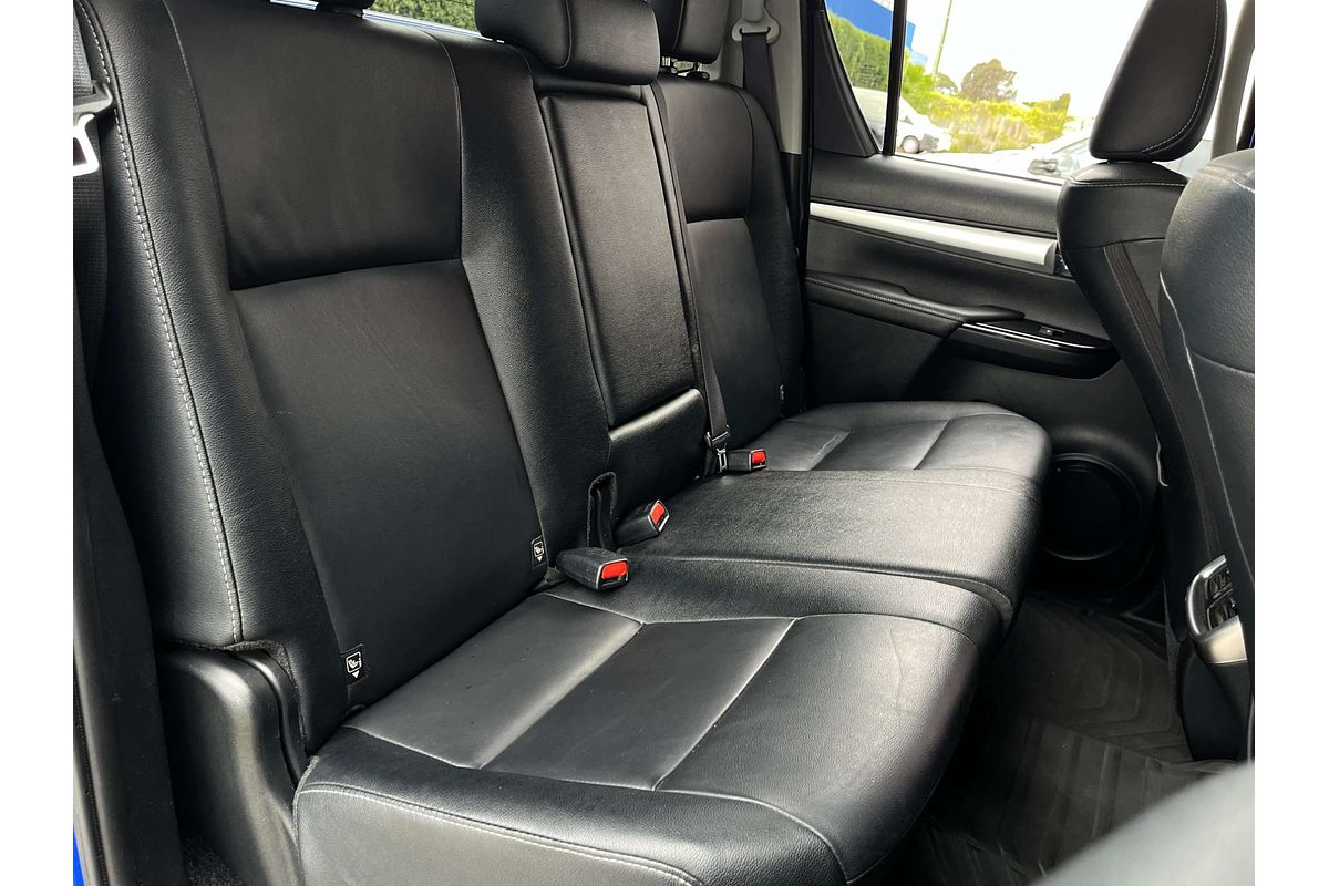 2020 Toyota Hilux SR5 GUN126R