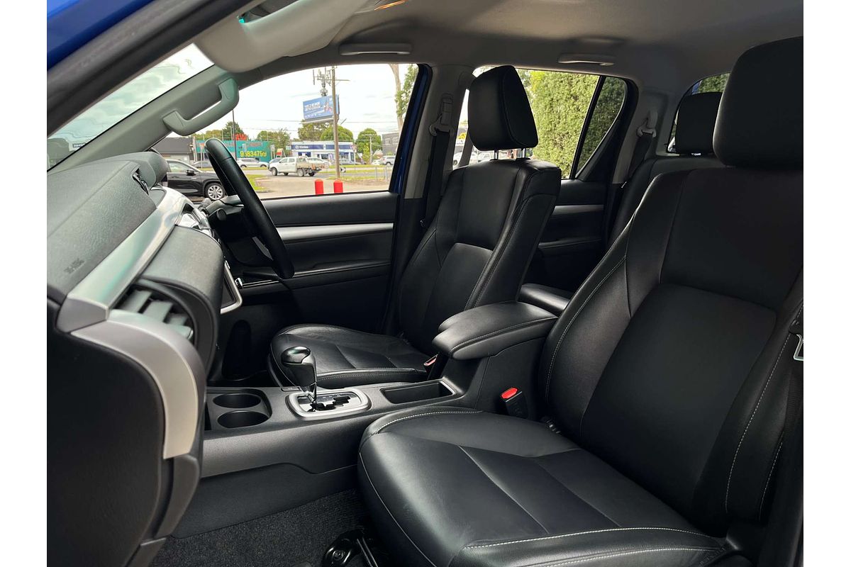 2020 Toyota Hilux SR5 GUN126R
