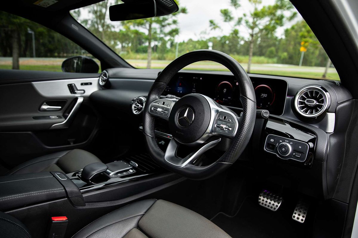 2020 Mercedes-Benz A-Class A250 V177