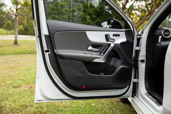 2020 Mercedes-Benz A-Class A250 V177