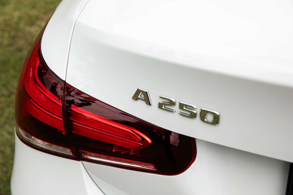 2020 Mercedes-Benz A-Class A250 V177