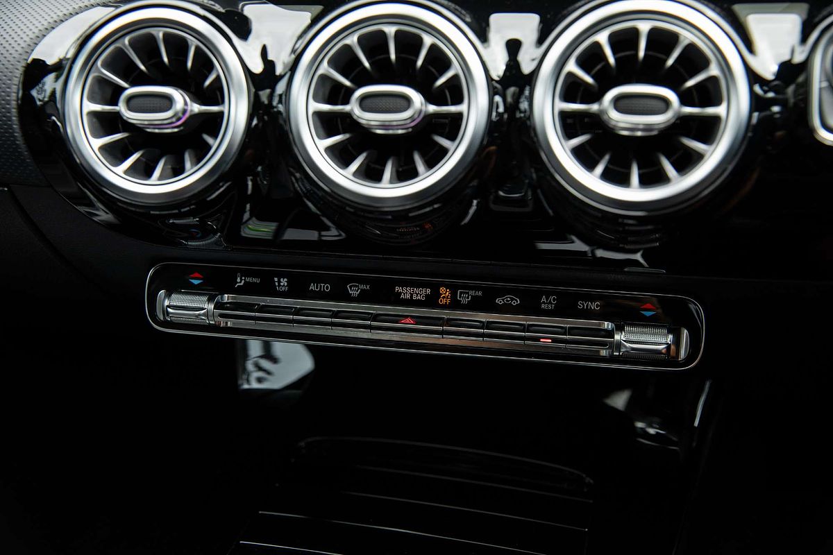 2020 Mercedes-Benz A-Class A250 V177