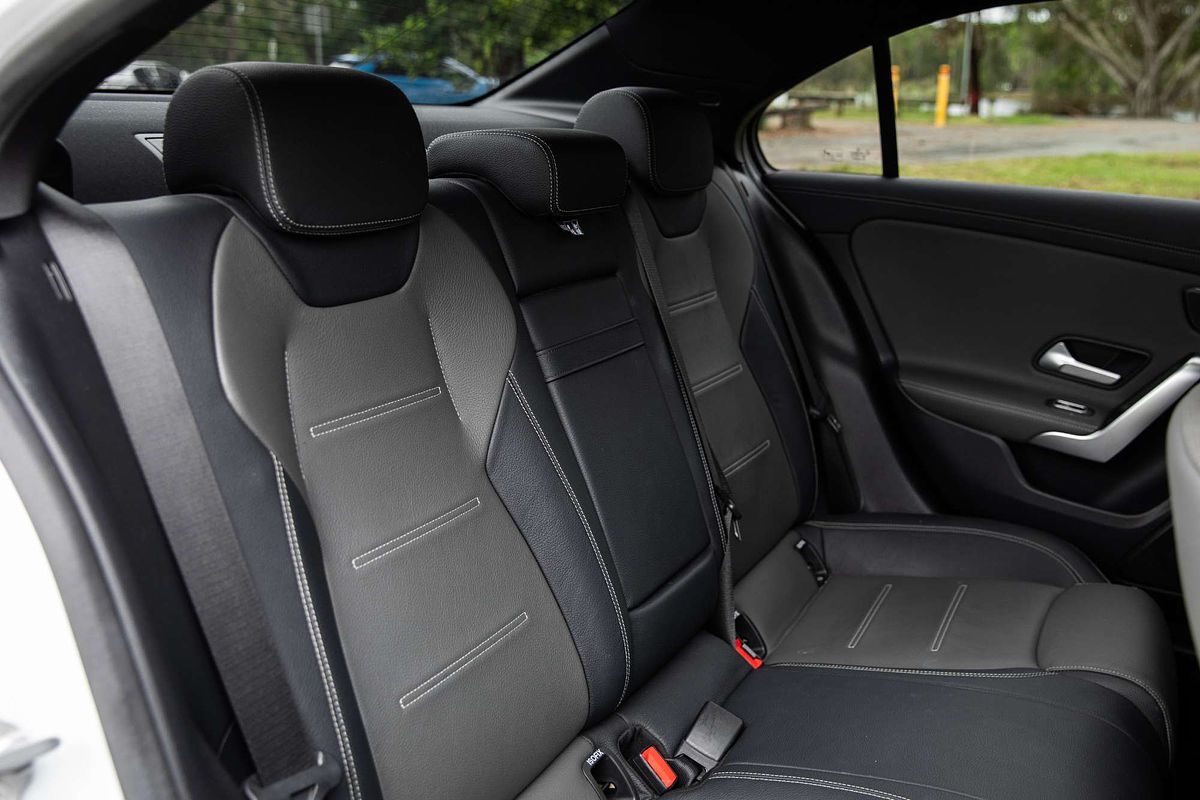 2020 Mercedes-Benz A-Class A250 V177