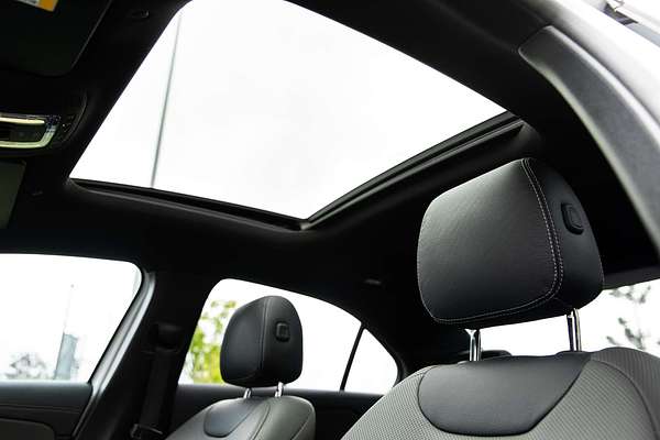 2020 Mercedes-Benz A-Class A250 V177