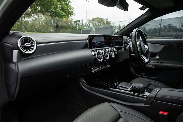 2020 Mercedes-Benz A-Class A250 V177