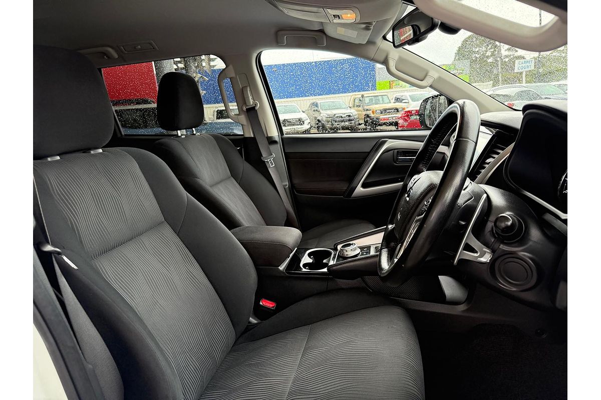 2022 Mitsubishi Pajero Sport GLS QF