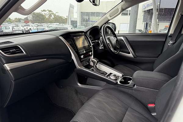 2022 Mitsubishi Pajero Sport GLS QF