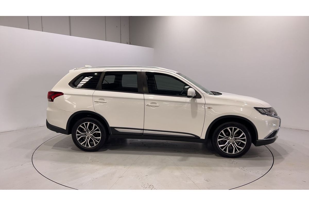 2017 Mitsubishi Outlander ES ZL
