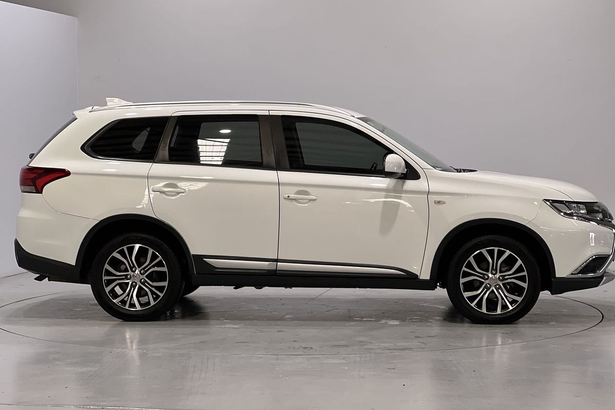 2017 Mitsubishi Outlander ES ZL