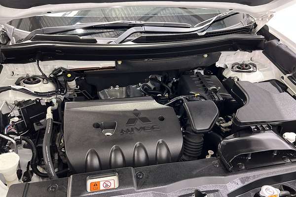 2017 Mitsubishi Outlander ES ZL