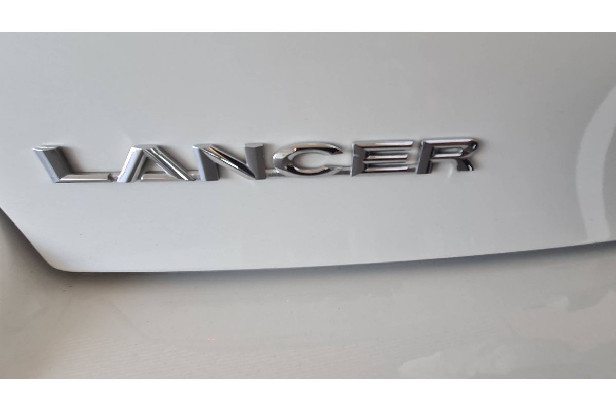 2017 Mitsubishi Lancer ES Sport CF