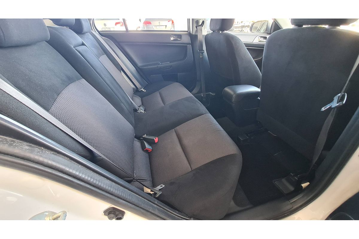 2017 Mitsubishi Lancer ES Sport CF