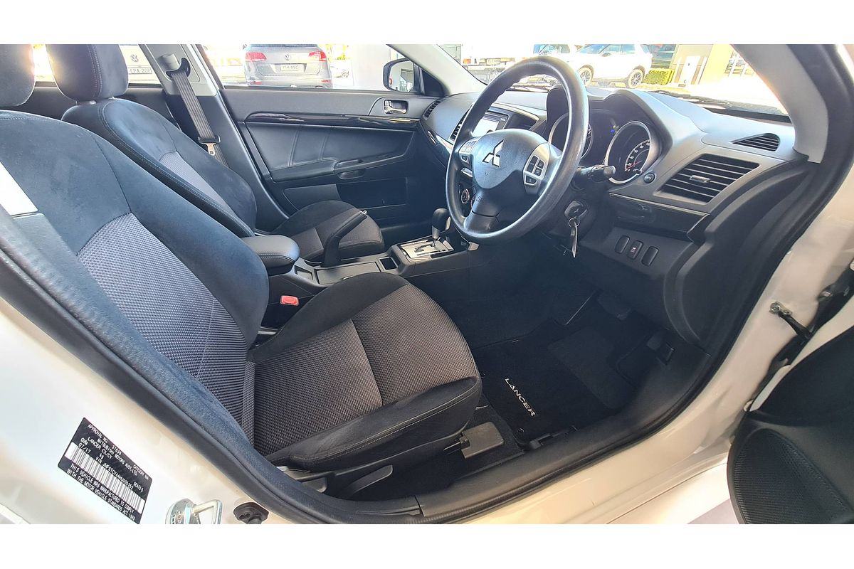 2017 Mitsubishi Lancer ES Sport CF