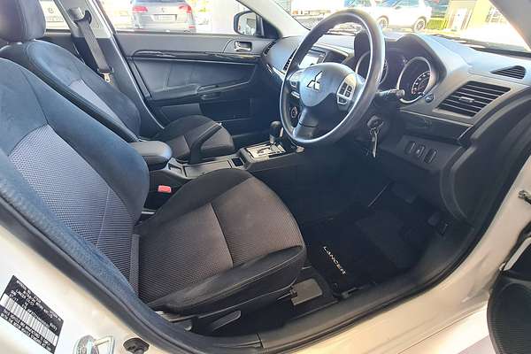 2017 Mitsubishi Lancer ES Sport CF