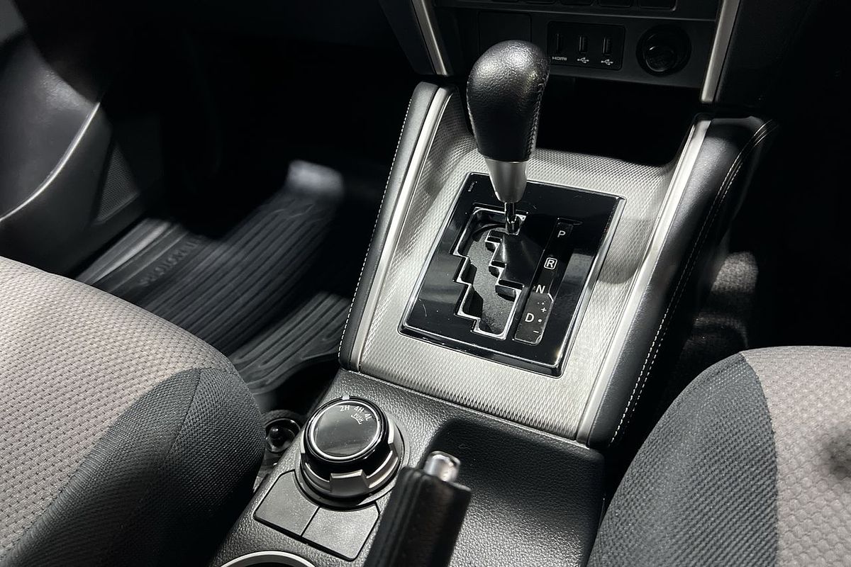 2020 Mitsubishi Triton GLX-R MR 4X4