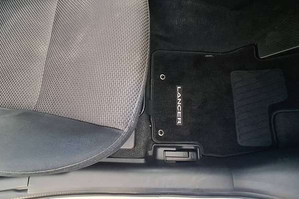 2017 Mitsubishi Lancer ES Sport CF