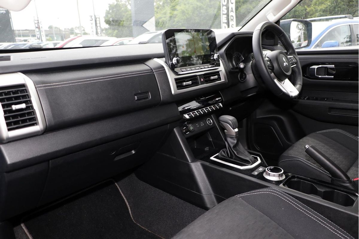 2024 Mitsubishi Triton GLS MV 4X4