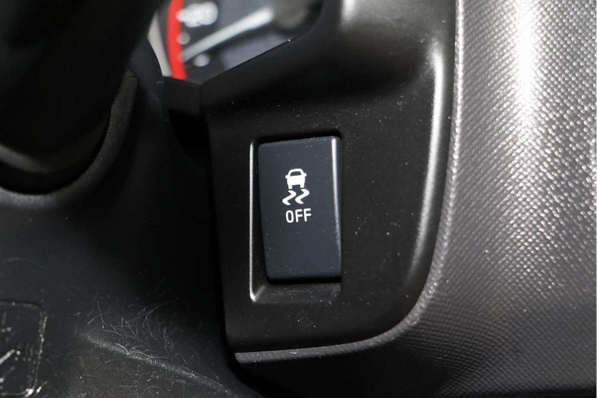 2018 Isuzu D-MAX SX Rear Wheel Drive