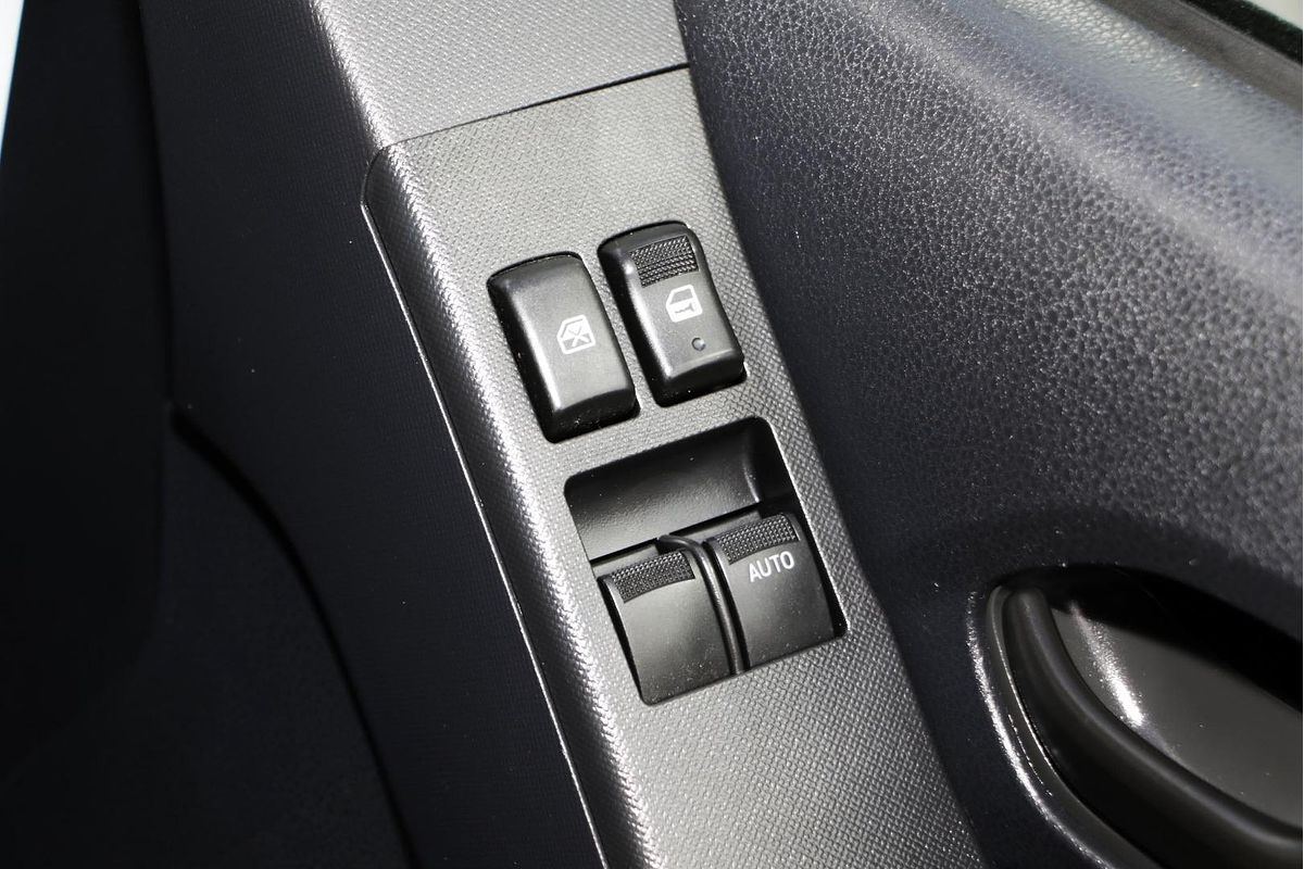 2018 Isuzu D-MAX SX Rear Wheel Drive