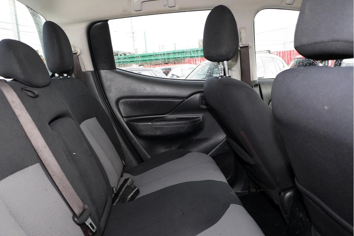 2019 Mitsubishi Triton GLX ADAS MR 4X4