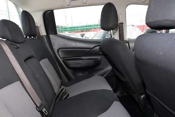 2019 Mitsubishi Triton GLX ADAS MR 4X4