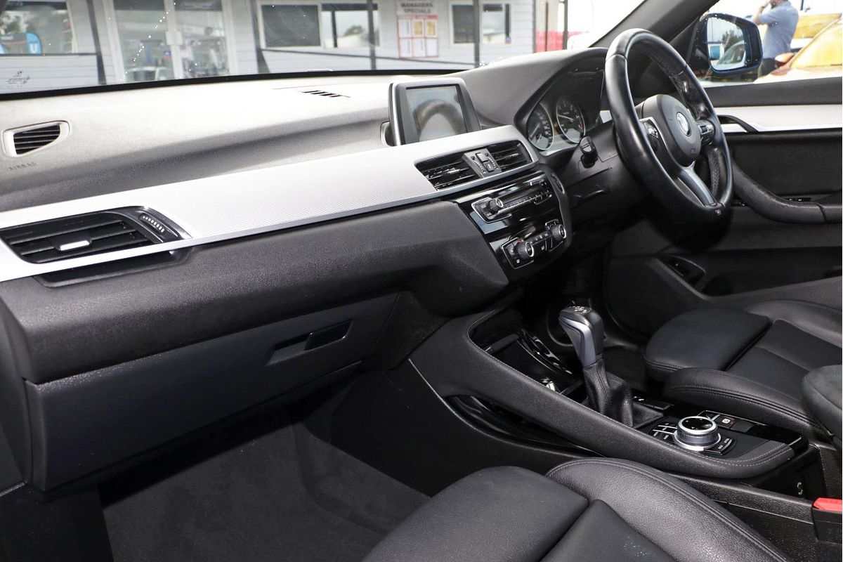 2016 BMW X1 sDrive18d F48