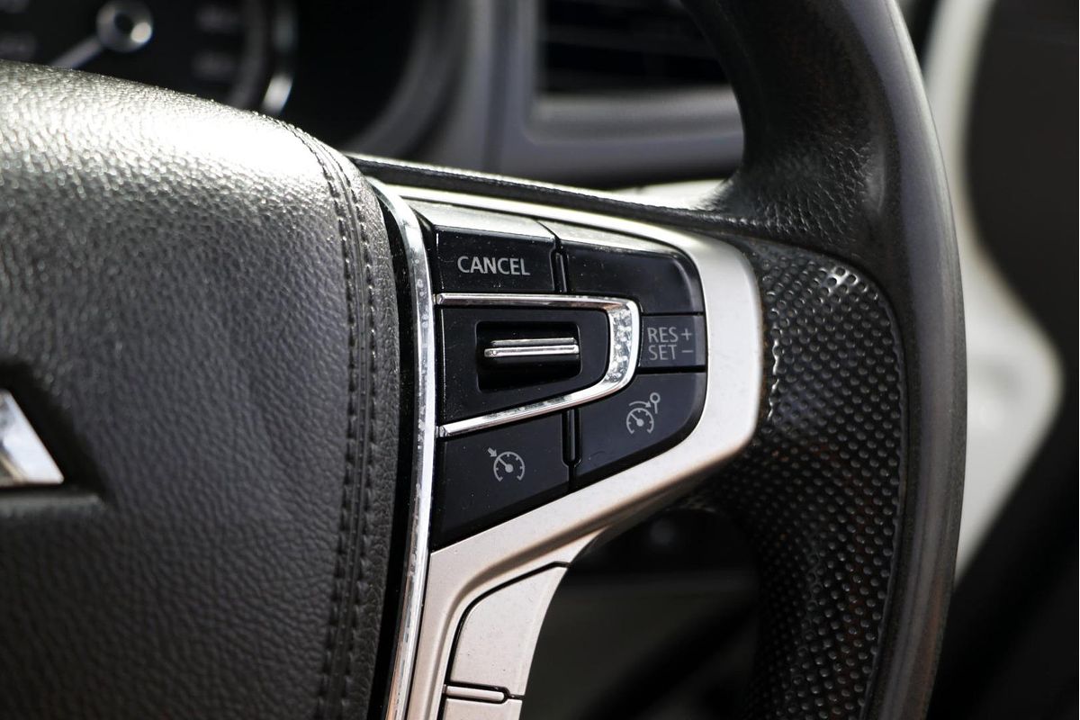 2019 Mitsubishi Triton GLX ADAS MR 4X4