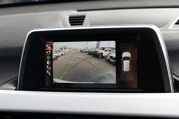 2016 BMW X1 sDrive18d F48