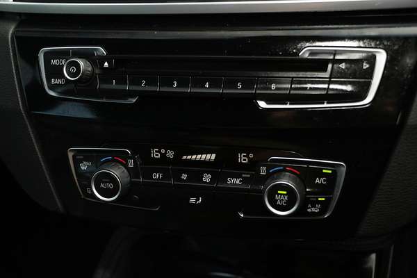 2016 BMW X1 sDrive18d F48