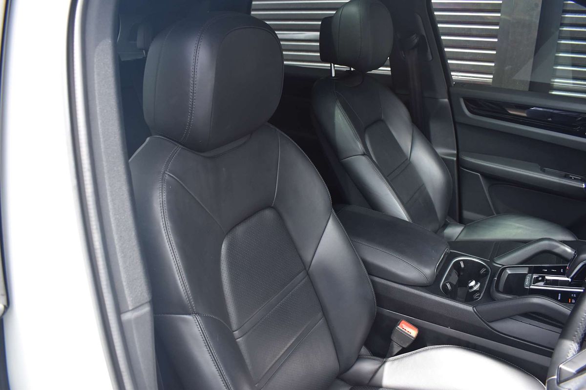 2018 Porsche Cayenne 9YA