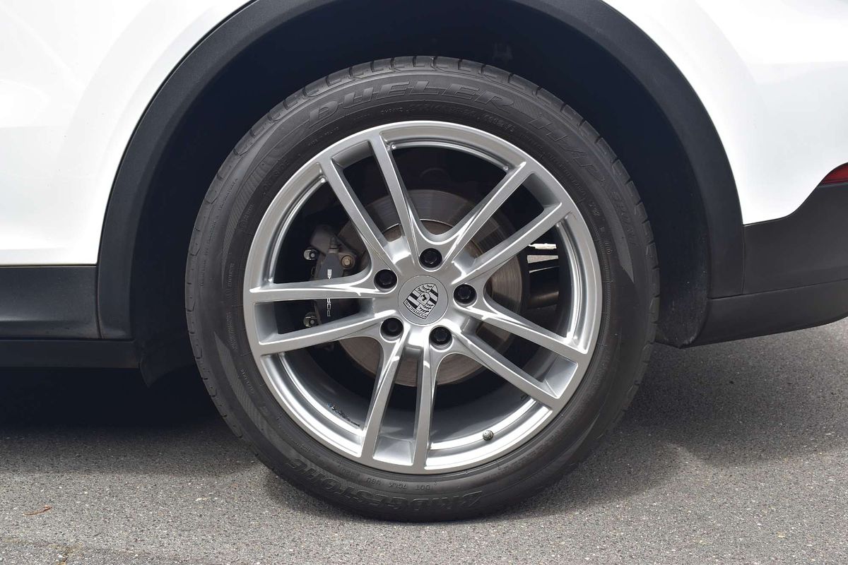 2018 Porsche Cayenne 9YA