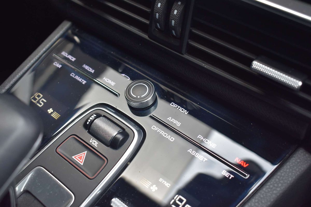 2018 Porsche Cayenne 9YA