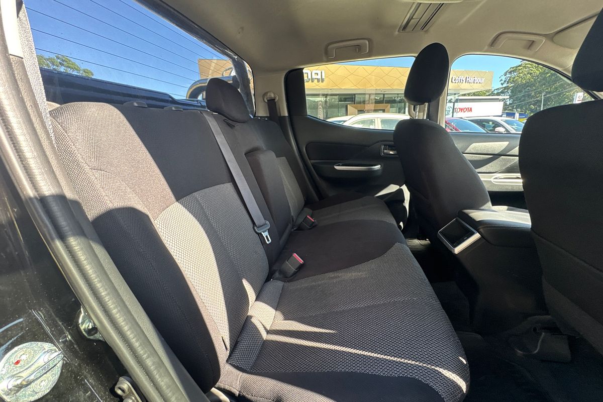 2019 Mitsubishi Triton GLS MR 4X4