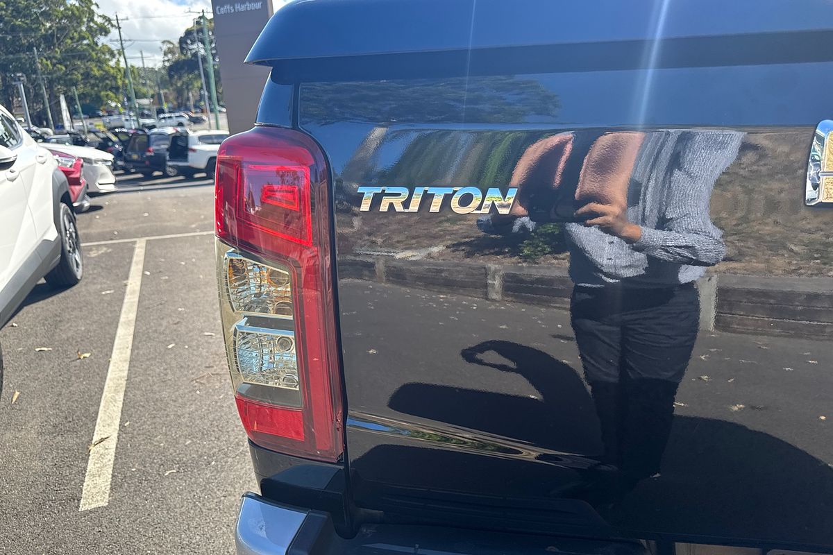 2019 Mitsubishi Triton GLS MR 4X4