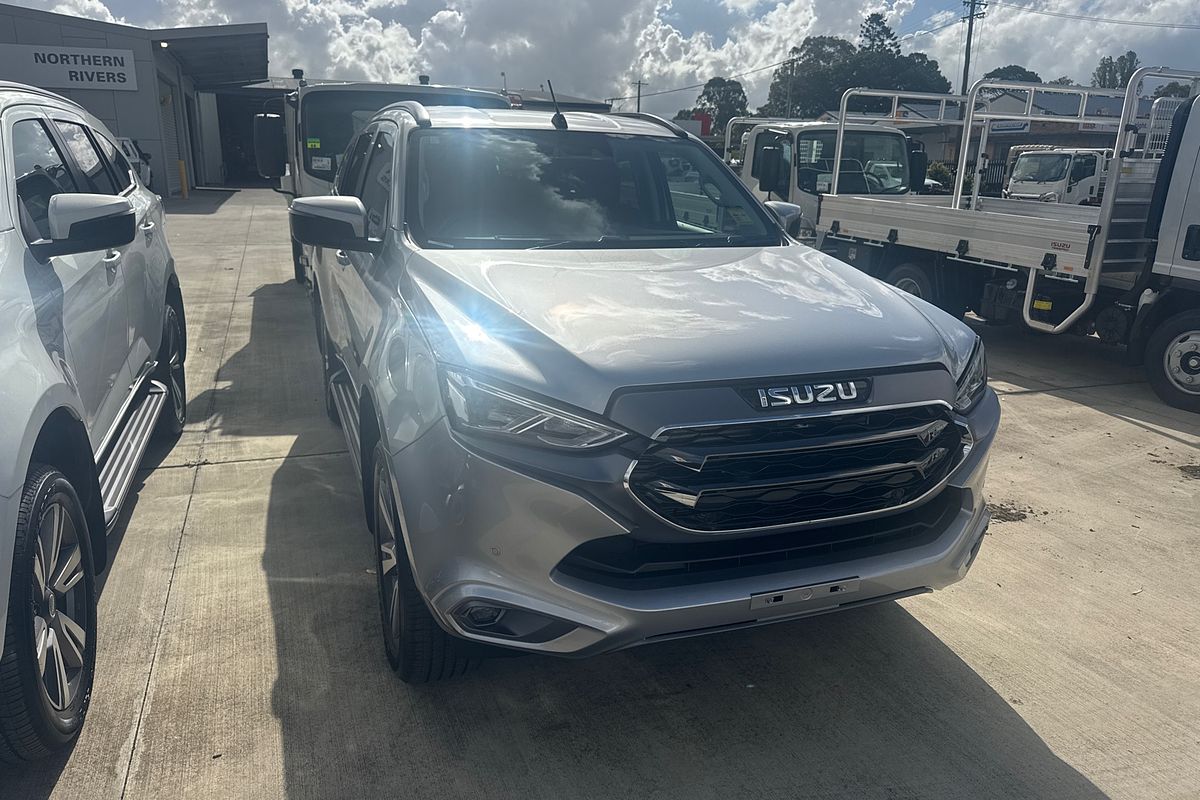 2024 Isuzu MU-X LS-T
