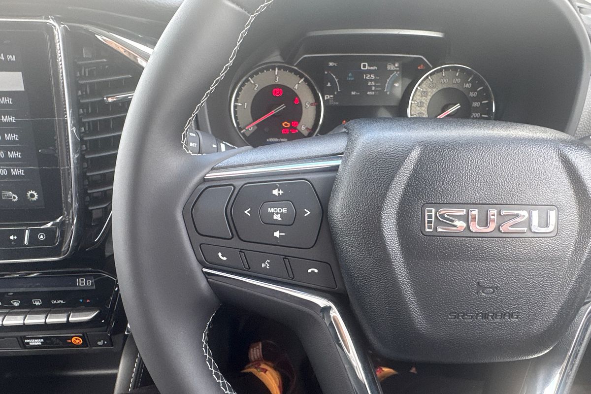 2024 Isuzu MU-X LS-T
