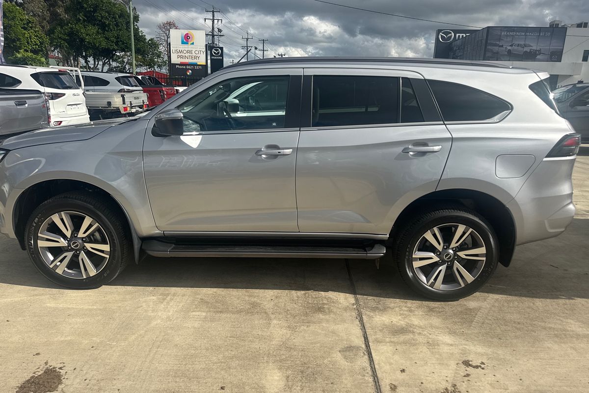 2024 Isuzu MU-X LS-T