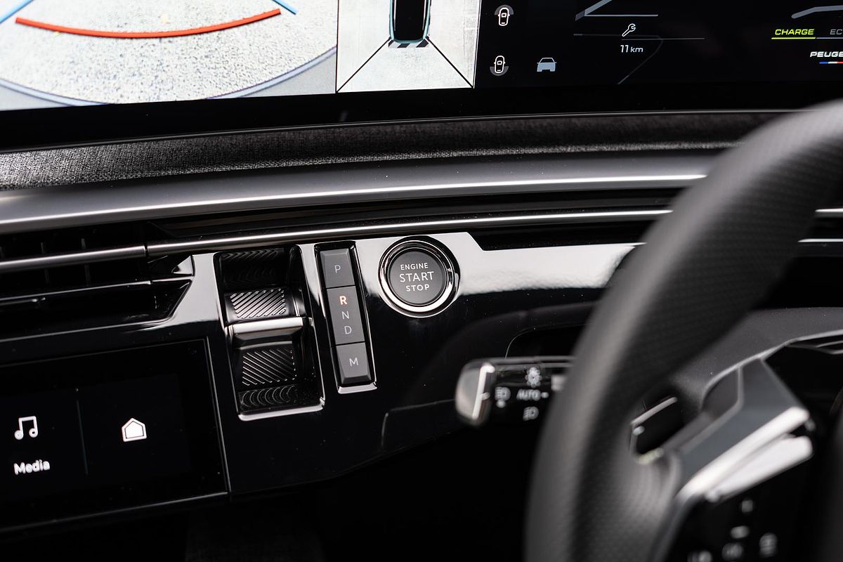 2024 Peugeot 3008 GT Premium Hybrid P64
